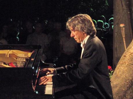 EMILIO AVERSANO piano recital