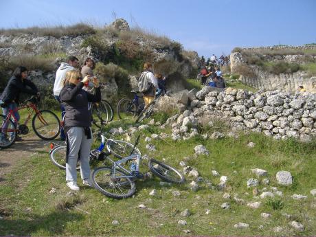 Cicloescursione al tramonto nel Parco Dune Costiere