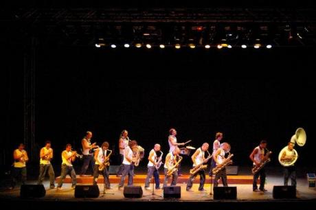 “Funkoff” Marchin’ Band Italiana al XXVI Festival Jazz “Notti di Stelle” RINVIATO
