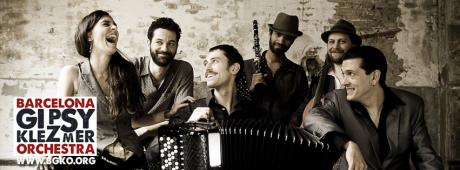 Barcelona Gipsy Klezmer Orchestra in concerto
