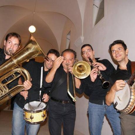 Dal 5 al 7 Agosto Mattinata si Riempie di Spettacoli Culinari, Musica e Mercatini
