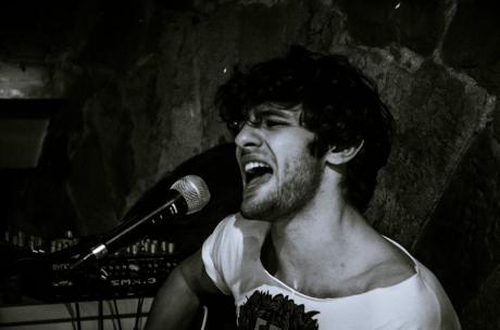 Eugenio Dubla in concerto (pop-rock)