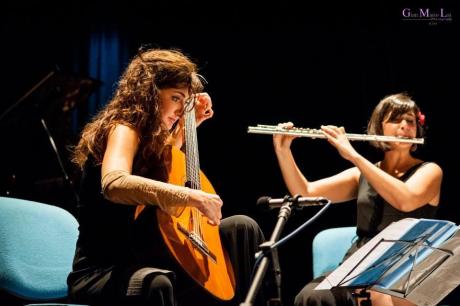 Duo Cordas et Bentu