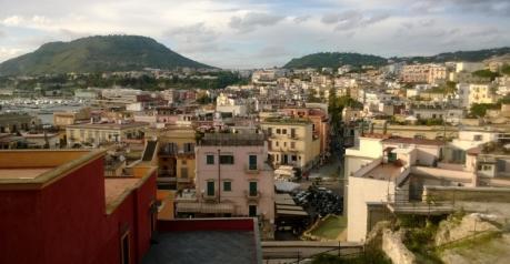 Alla riscoperta del Rione Terra con Econote
