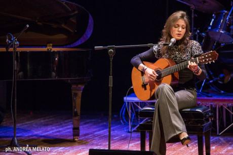 Marinella Napoli / Voce e Chitarra: "Omaggio a Eva Cassidy"