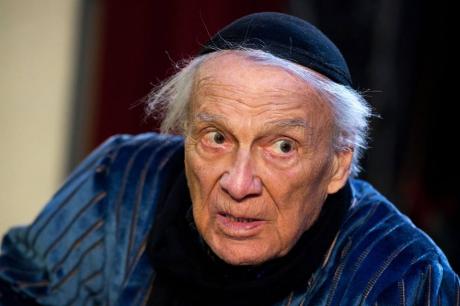 Giorgio Albertazzi in  Il mercante di Venezia di William Shakespeare