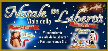 Vetrine animate nei negozi di Viale della Libertà