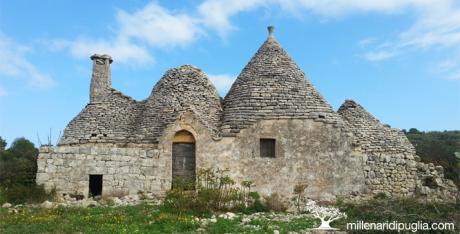 Escursione nella Murgia dei Trulli tra Ostuni e Cisternino