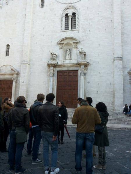 Passeggiata per Bari. Excursus Storico della Città Vecchia