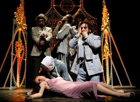 Rassegna Fuori Scena - Romeo e Giulietta di William Shakespeare per la regia di Tonio De Nitto