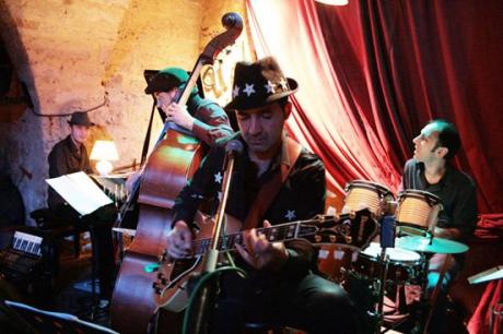 Speciale-Capossela Live al Pellicano Pub