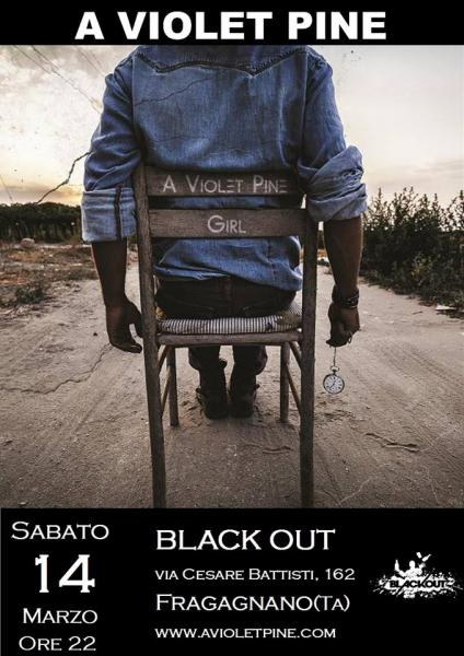 A Violet Pine in concerto al Black Out