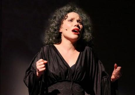 61rl5 - Je Chante Piaf di e con  Daniela Fiorentino