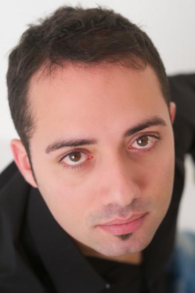 Maurizio Evangelista Raccontera' il Suo Viaggio Poetico