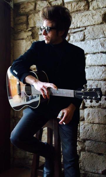 Mauro Massari al to Play Tra Folk e Storie di Vita