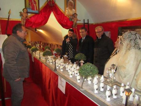 MOTTOLA (TA). Con la mostra sulla processione dei misteri in miniatura, si aprono le iniziative per la Pasqua