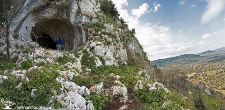 Escursione alla panoramica Grotta dei Millenari ad Ostuni