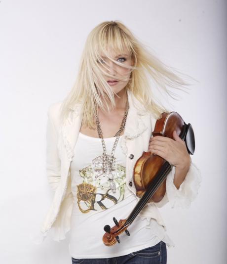 Concerto di SAULE KILAITE & THE INVISIBLE ORCHESTRA in "Andando vivendo" - NOTTE DELLA CULTURA
