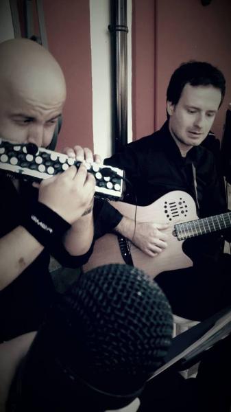 Black Door Duo live concert