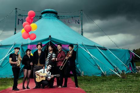 THE SWEET LIFE SOCIETY full band