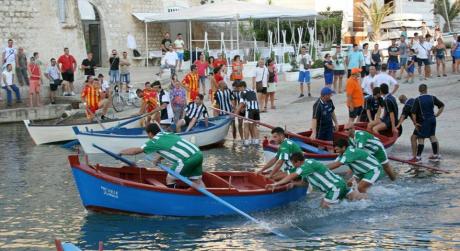 GAMBEREMO 2015: Palio dei Rioni in Notturna e Street Band Show