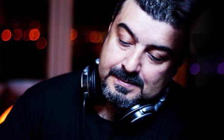 Sun Bay: "Notte delle farfalle" e dj set a cura di Francesco Cofano