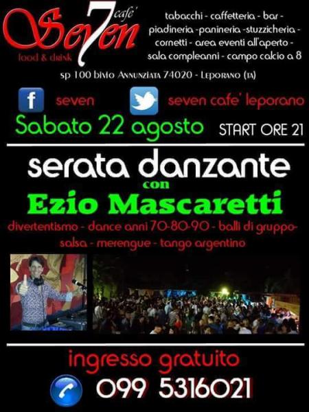 "La balera del sabato sera" al Seven Cafe' di Leporano