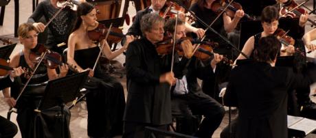 Ravello Festival 2015 Concerto finale - Uto Ughi si racconta a Ravello con I Filarmonici di Roma