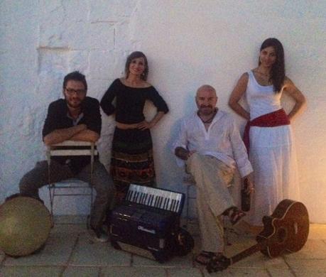 Suoni Canti e Danze del Sud Italia con la Piccola Orchestra Tarantulaluna