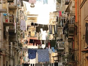 passeggiata narrata: Colori e sapori dei Quartieri Spagnoli