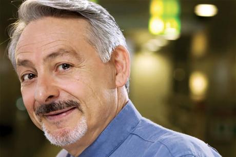 Leo Gullotta in Spirito Allegro di Noel Coward