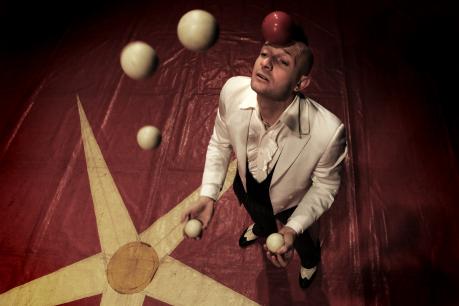 Natale a Taranto - Mister David in "Mind The Gap"