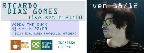 Ricardo Dias Gomes, bassista di Caetano Veloso, live al Caffè degli Esordi