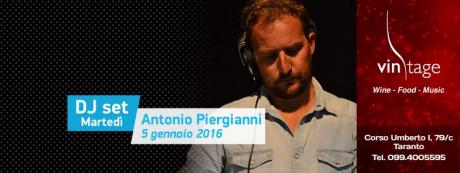Una Befana… tutta Vintage: Antonio Piergianni DJ Set
