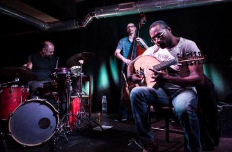 Achref Chargui Trio live al New Magazine