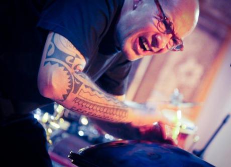 Ciccio Merolla Etnofunk apre la rassegna Musicology