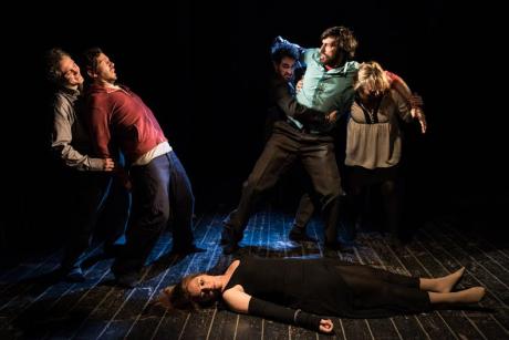 Costellazioni Amleto un gioco tra teatro e psicologia