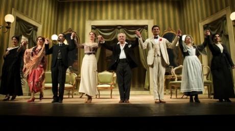 Luigi De Filippo presenta Il berretto a sonagli di Luigi Pirandello