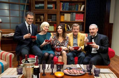 Sabrina Ferilli, Maurizio Micheli, Pino Quartullo in Signori…le paté de la maison!