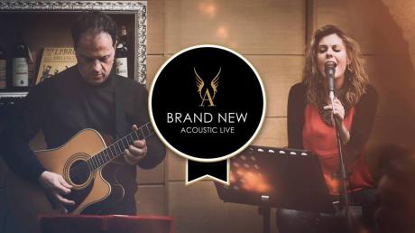 I più grandi successi internazionali per l'ultima di Acoustic Gargà