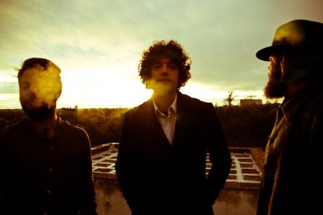 LUNULA: Aperinterview + Live