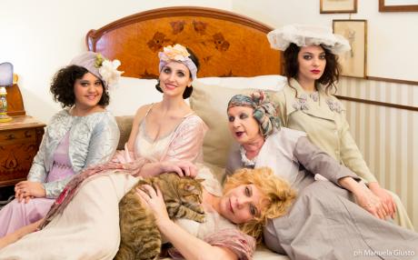 Compagnia Diritto e Rovescio presenta  Colette e il Music-hall