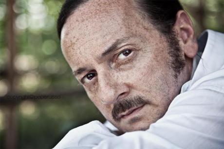 UNALAMPA Un’invettiva di Roberto Azzurro