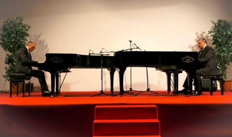 Piano Gran Duo