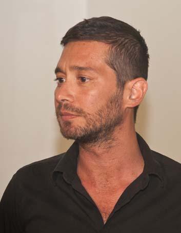 Il designer orafo Gianni De Benedittis Ospite dell' I.I.S. CASARANO_ Incontro con gli studenti e sfilata con i suoi gioielli