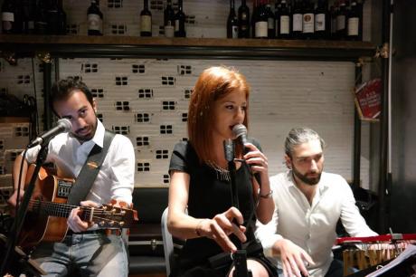 Après la Rouge Unplugged
