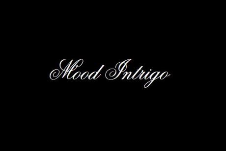 Mood Intrigo live