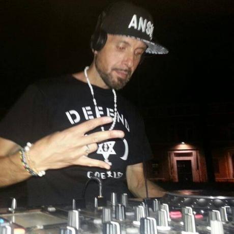 Papaceccio live DJ