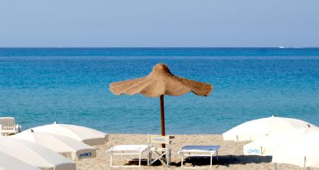 Escursione lungo i canali e la vegetazione costiera con  Lido Pineta Ugento giovedì 16 giugno ore 17.30