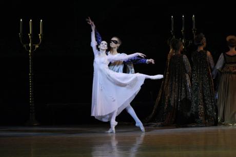 Romeo e Giulietta nella versione coreografica di Mikhail Lavrovskij da Leonid Lavrovskij per le celebrazioni a ricordare i 400 anni dalla morte